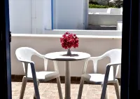 Minoa Hotel