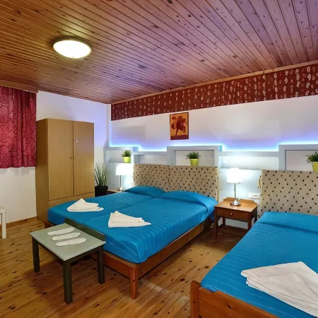 Mythos- Platanias- Hotel -Apts