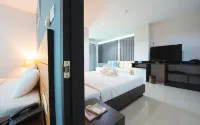 Lee Hotel