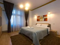 Victoriei Skyline Apartment - Steps from Old Town Hotels near Bucharest Old Town