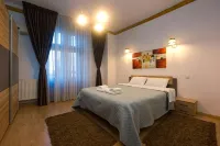 Victoriei Skyline Apartment - Steps from Old Town - Apartments