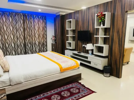 Bodhgaya Regency Hotel