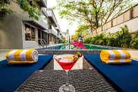 Meritas Aura Resort - Rooftop Pools