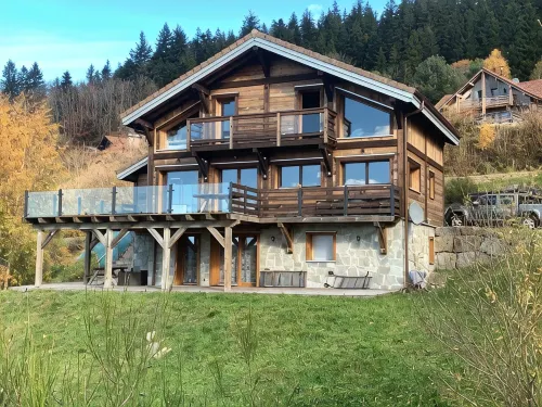Seasonal Rental Self-Contained Apartment in Chalet with View of the Lake and Gerardmer - 3-Sterne