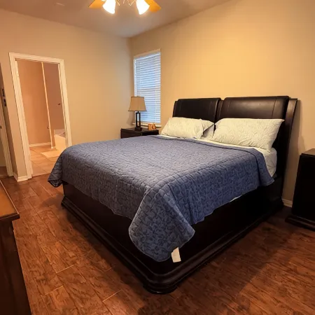 Tranquil Escape on Crooked Ridge in the City of Lakes