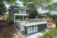 5-Bedroom Villa in Guard Gated Beachfront Community, Tamarindo/Langosta w/ Xtras - Gym