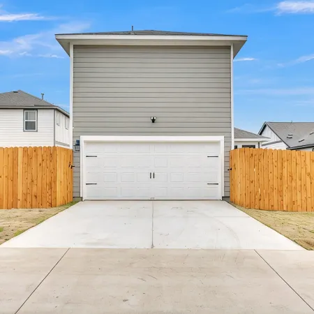 Spacious fully equipped 4bed3bath home in RR close to Kalahari, parks and Austin