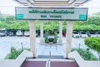 Viang Tak Riverside Hotel - parking