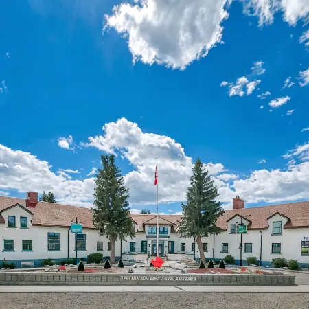 The Inn on Officers' Garden Отели рядом с достопримечательностью «Родео-фестиваль Калгари-Стампид»