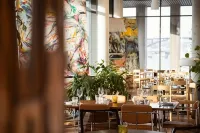 Moxy Bergen - breakfast