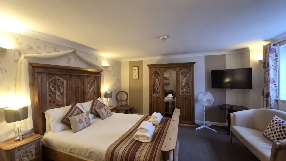 The Heath Inn