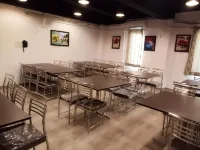 Eco Inn Dormitory - Hostel - breakfast