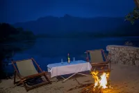 Shivika Lake Hotel Ranakpur - parking