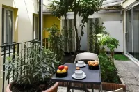 โรงแรมเด เดอซ์ อเวนิวส์ - วิว