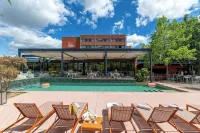 Ibis Valence Sud - Pools