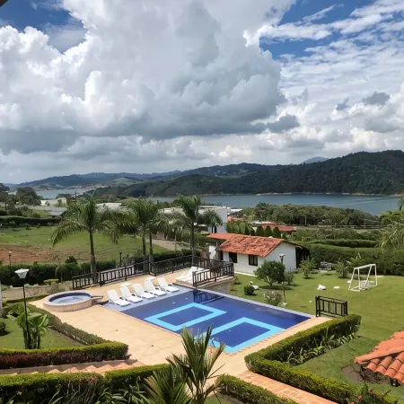 Finca Lago Calima with Excellent View Hotels in Calima