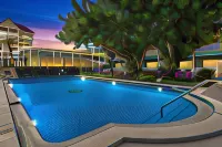 Malibu Resort Motel - Motels