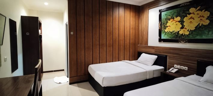 Mirabell Hotel & Convention Hall Hotels in Malang