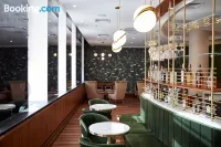 Отель River Palace - С баром