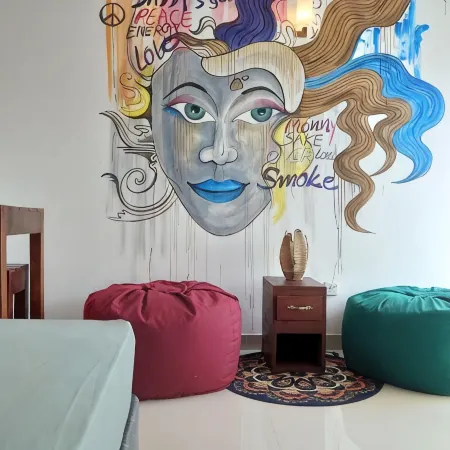 Unwind Restaurant & Hostel