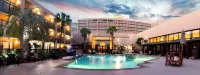 Mcm Eleganté Hotel & Conference Center