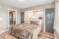 Ozark Mountain Getaway -Lake Access - Beautiful Views - Close to SDC! - 4つ星