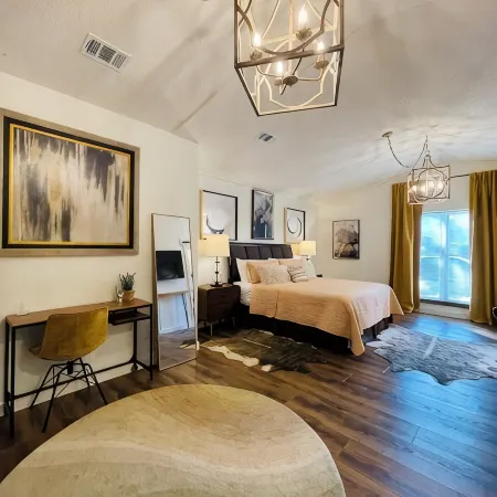 Rock House Retreat w/Hot Tub and Fireplace. Pet Friendly!