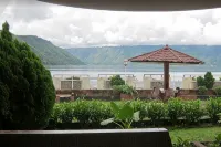 Darma Agung Beach Hotel Parapat - วิว