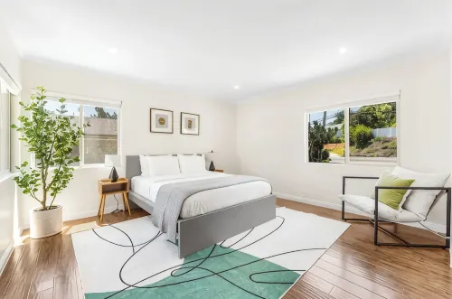 Spacious Home with Large Yard and Mountain Views - 3-Star