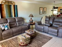 This Southwestern Retreat has room for your family and friends to gather! - 무료 와이파이