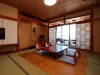 Hirahama Villa Hotels in Tara