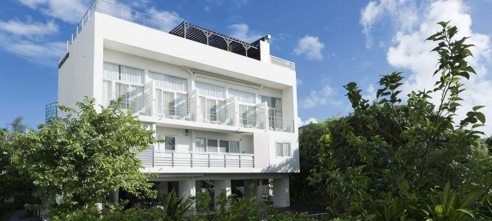 โรงแรมไวร์ส ออนนา คลิปเปอร์ โอกินาวา เบส โรงแรมในออนนะ