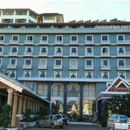 Nattirat Grand Hotel