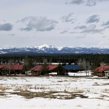 Pagosa Uptown Condo w/Queen Loft. Pet Friendly!
