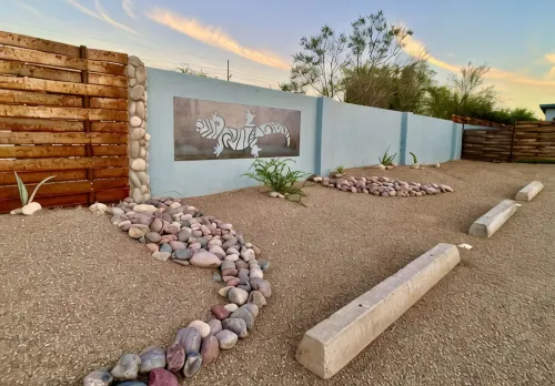 Modern Studio Home w/ Private Yard  SolMod #2 - Bungalows