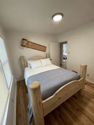 Cozy Home Across From Holt Arena and ISU Campus! - 3 tähden