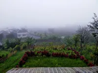 Villa Bungas Batu Hotels in Bumiaji