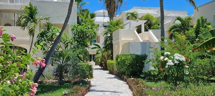 “Coastal Bliss: Stunning 2-Bedroom Condo with breathtaking Beach and Pool Views” Hotels in Wheeland Settlement