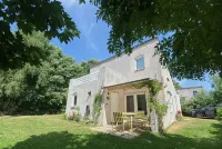 Prachtig Designhuis, Rustige Ligging, Zwembad, Speeltuin, Fietsen in de Duinen - プール