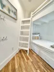 Escape to "Studio B Lake, Pool, Splash Pad, Hot Tub, Kayaks, fire pit, etc