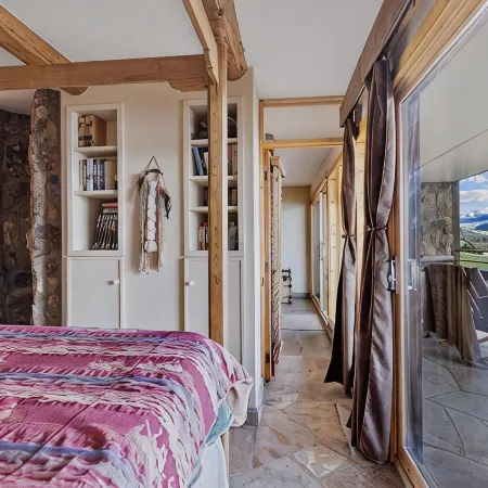 Premier Scenic Lakefront Luxury - Ski Country in the Heart of Colorado