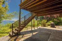 Oyster Beach Retreat - Mt. Rainier Views + Kayaks + 4-bedroom waterfront house! - Beach