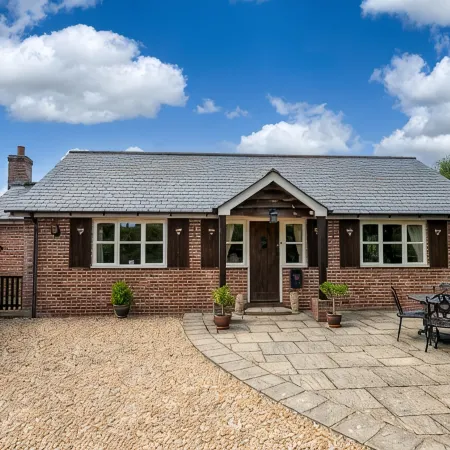 Oak Tree Cottage, Charming & Rural Home, Heart of the New Forest