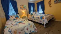 COASTAL CORAL -A few steps to the Beach, Pier, Park & close to all Boat Ramps. - 3-Star