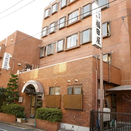 Asakusa Hotel Fukudaya Отели рядом с достопримечательностью «Общественная баня Hinode Yu»