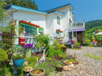 Goseong Sunshine Home Pension