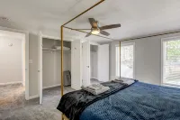 Beautiful Home w/ Private Yard! Walkable to Markets, Coffee Shops & More! - 3-Star