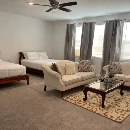 Charming Sequoia Vista - Beautiful brand new house , just 25 min to Sequoia NP