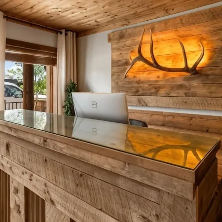 Elkhorn Cabins and Inn