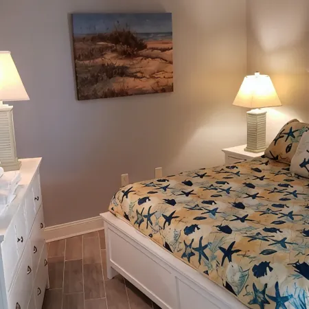 Like Brand New 4 Bed 2.5 Bath Oceanfront Pools, Hot Tubs, Ocean/Sound Views WIFI